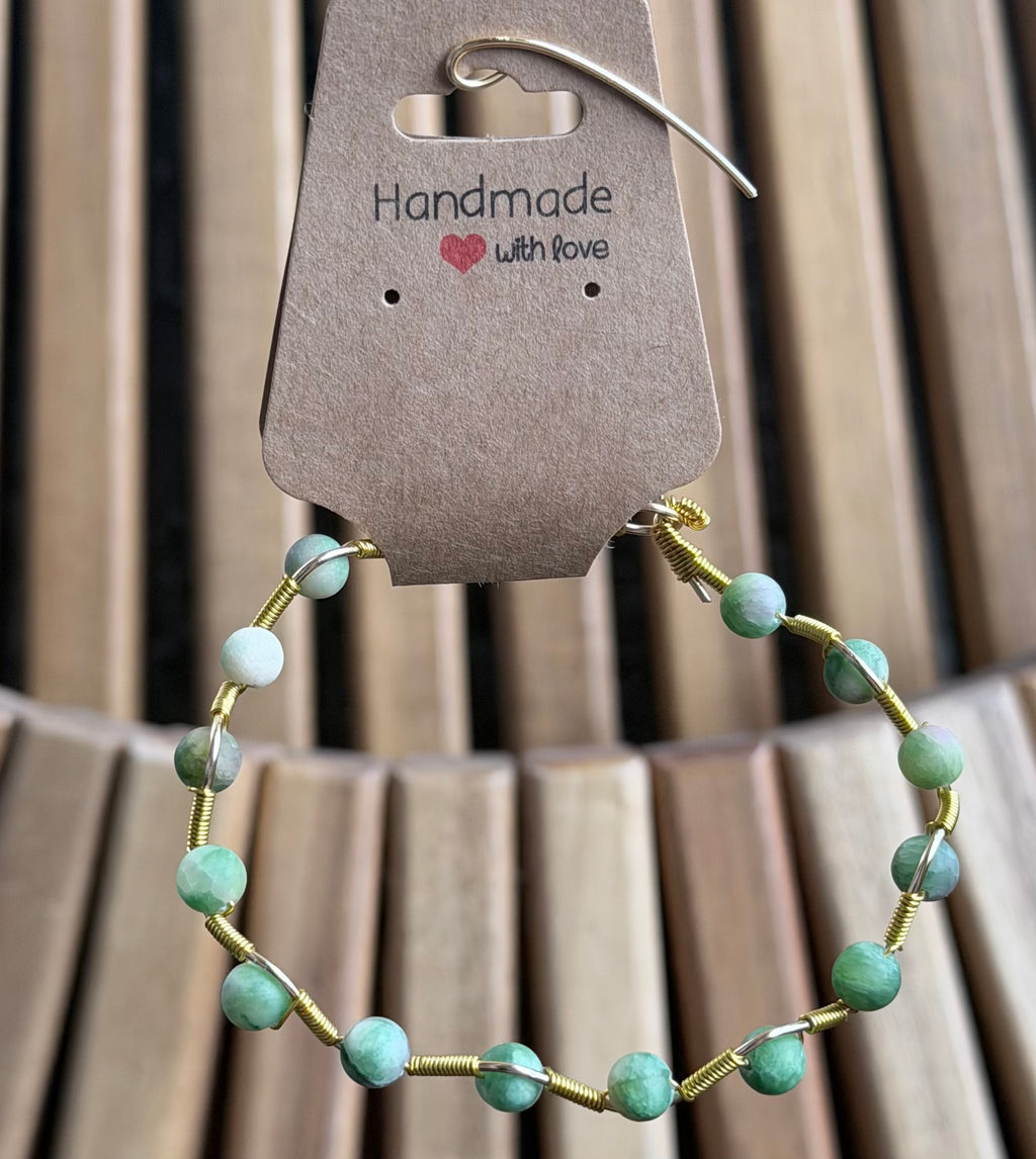 Gold wire wiggle bracelet