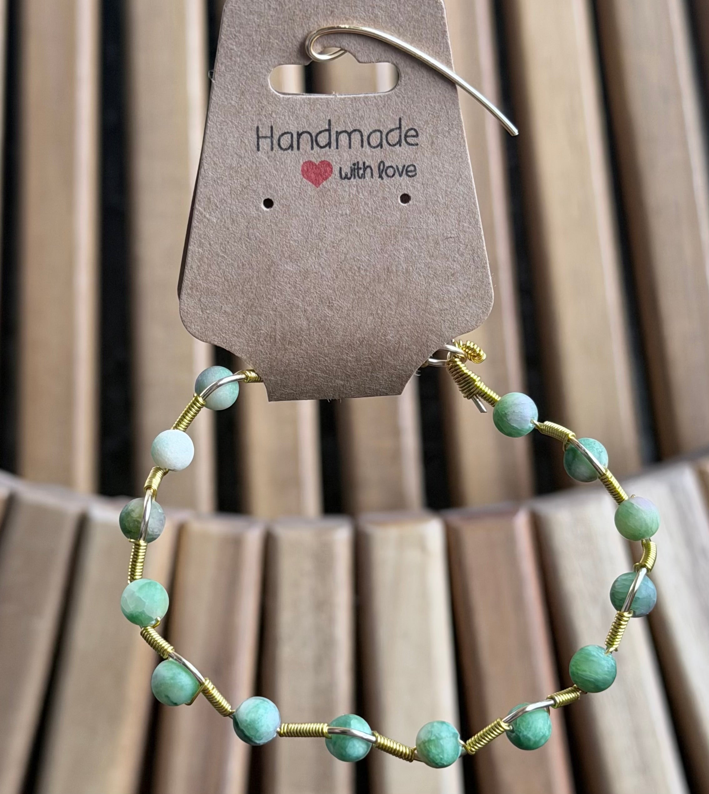 Gold wire wiggle bracelet